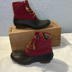NWT Sperry Topsider Saltwater Waterproof Duck boots